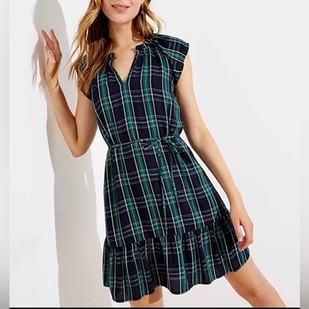 LOFT Green Black Plaid Short cap sleeve dress size 6